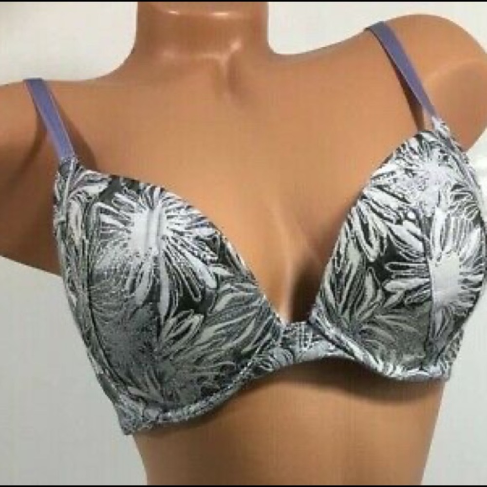 Victoria’s Secret Lavender Dream Angel Push Up Bra
